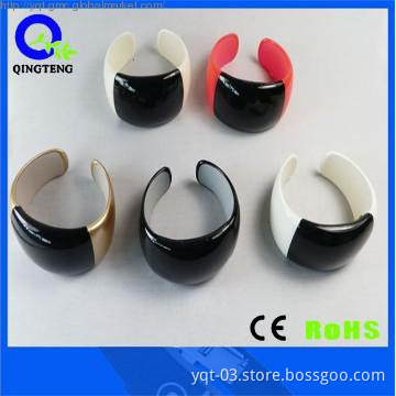 Wrist watches clocks with vibration and  caller ID display
